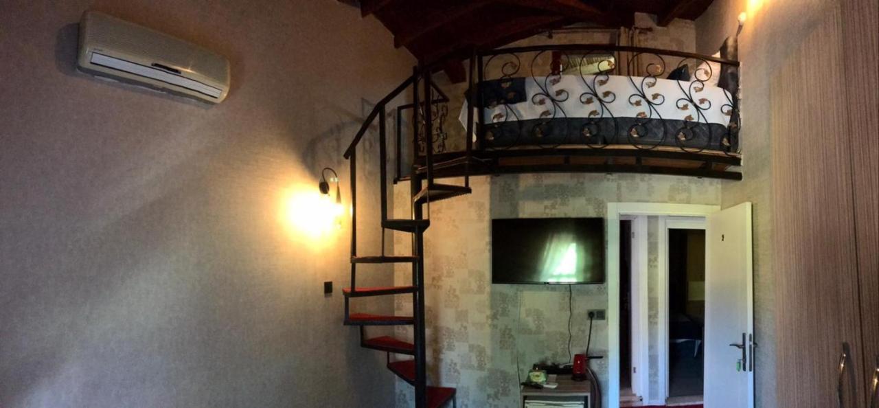 Grand Friends Bed & Breakfast Antalya Bagian luar foto